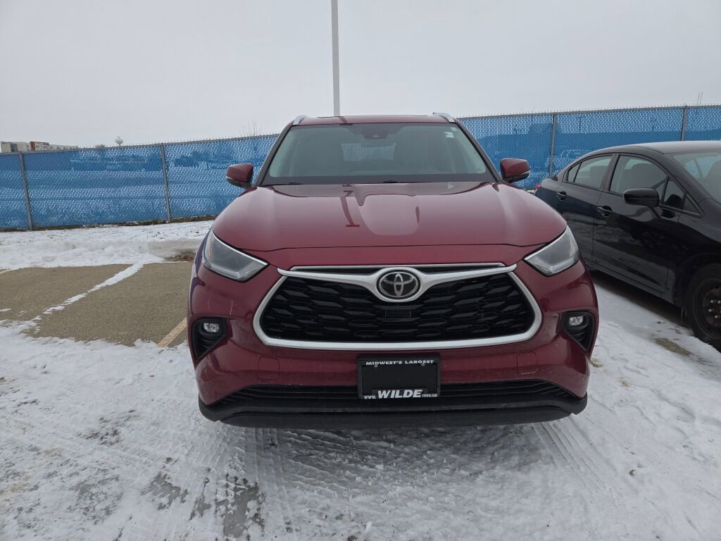 2021 TOYOTA HIGHLANDER - Image 2