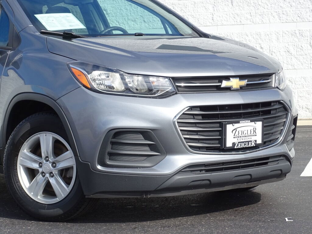 Used 2020 Chevrolet Trax LS with VIN 3GNCJKSBXLL201360 for sale in Kenosha, WI