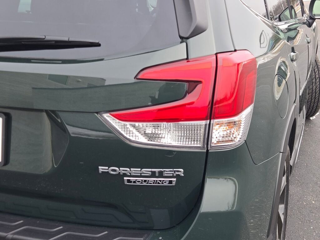 2023 SUBARU FORESTER - Image 11
