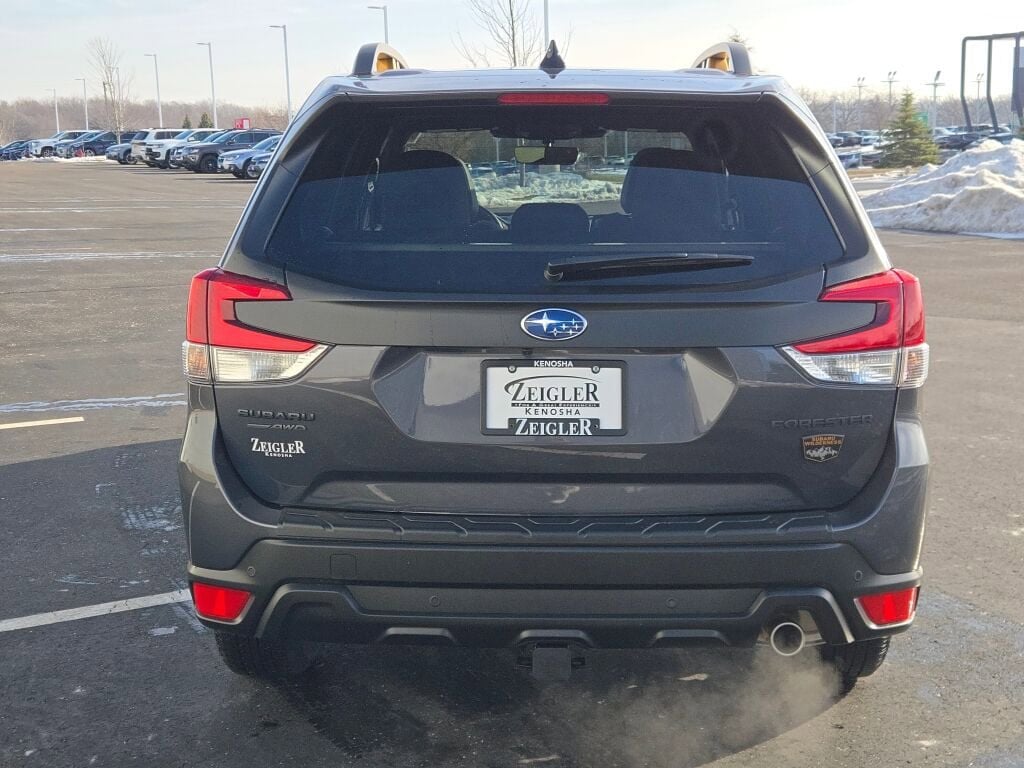 2025 SUBARU FORESTER - Image 12