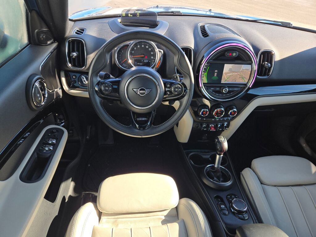 2019 MINI COUNTRYMAN - Image 17