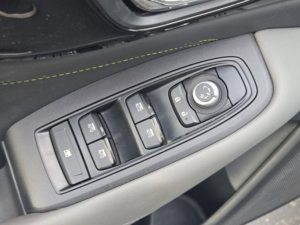 2020 SUBARU OUTBACK - Image 19