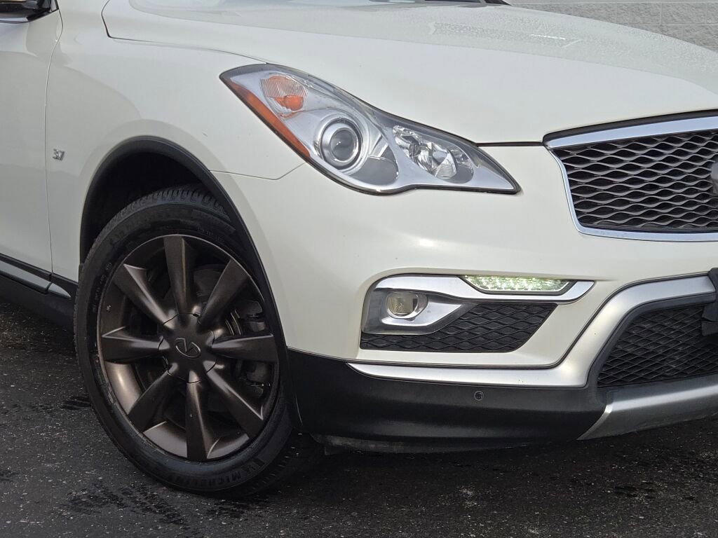 2017 INFINITI QX50 - Image 3