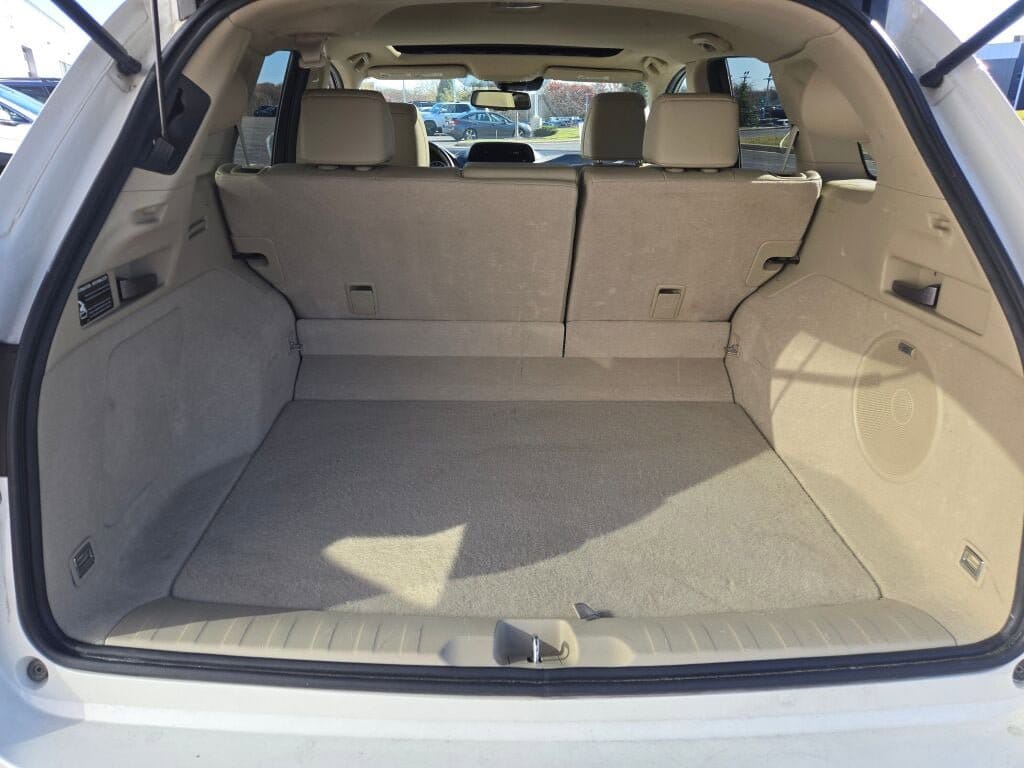 2016 ACURA RDX - Image 17