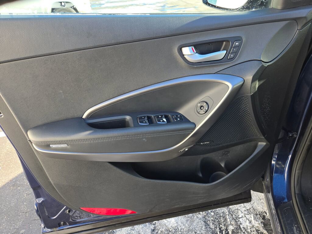 2017 HYUNDAI SANTA FE - Image 17