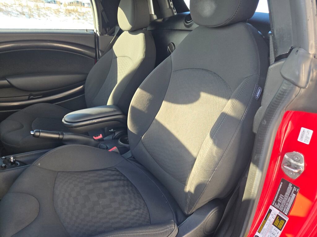 2014 MINI COOPER ROADSTER - Image 16