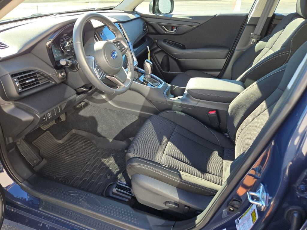 2025 SUBARU LEGACY - Image 19