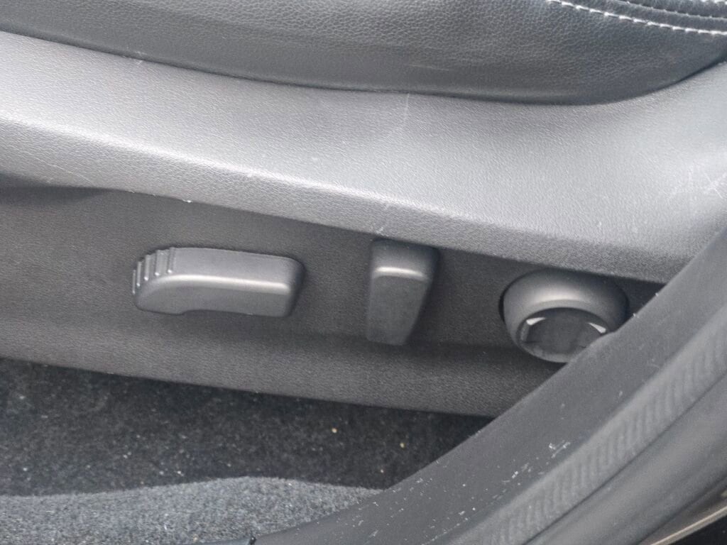 2019 SUBARU FORESTER - Image 25