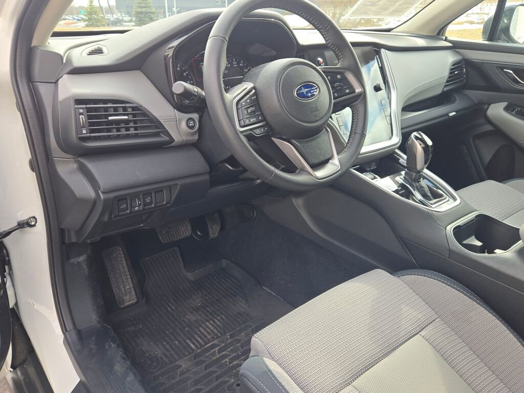2025 SUBARU OUTBACK - Image 21