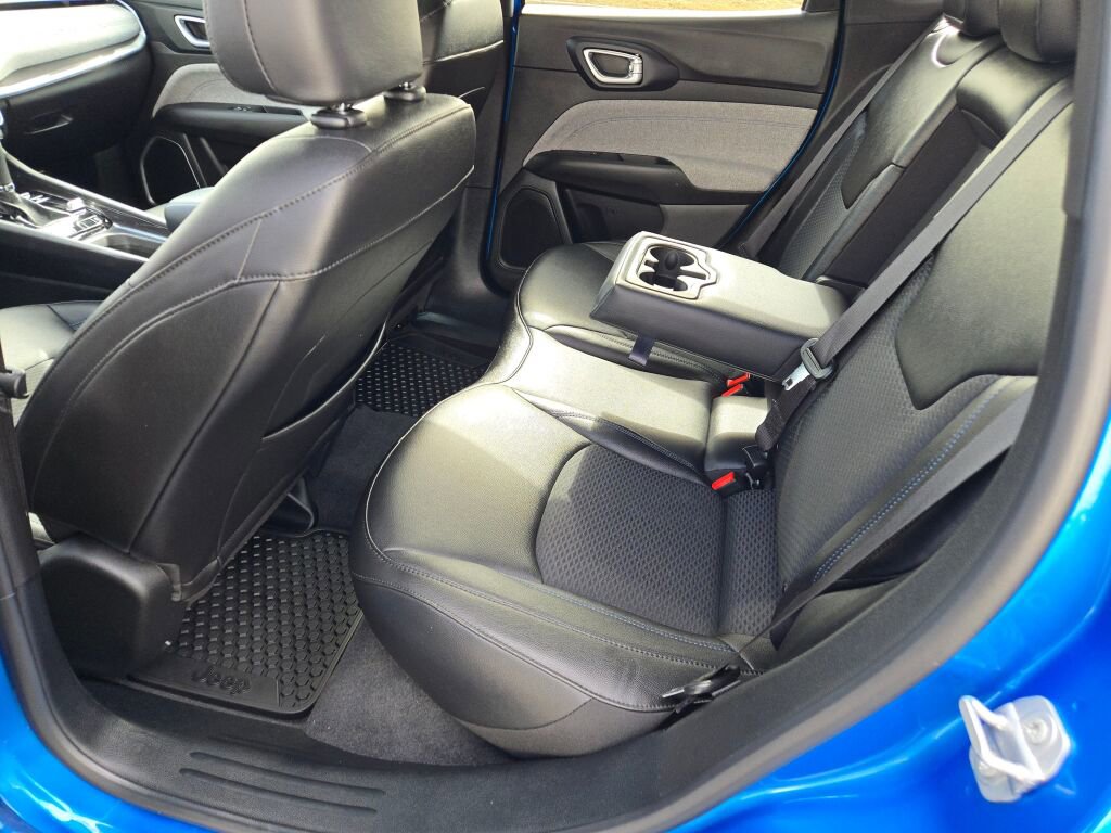 2025 JEEP COMPASS - Image 18