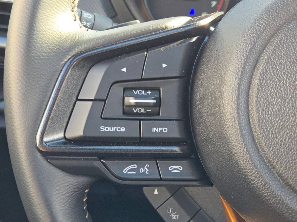 2025 SUBARU FORESTER - Image 30