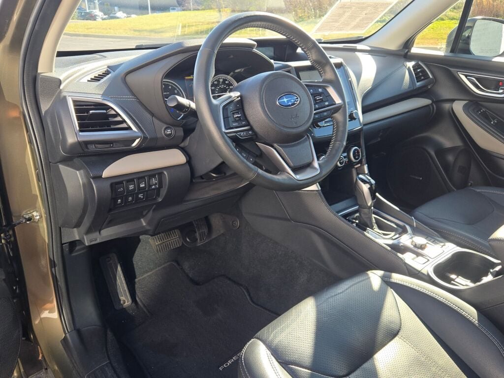 2023 SUBARU FORESTER - Image 22