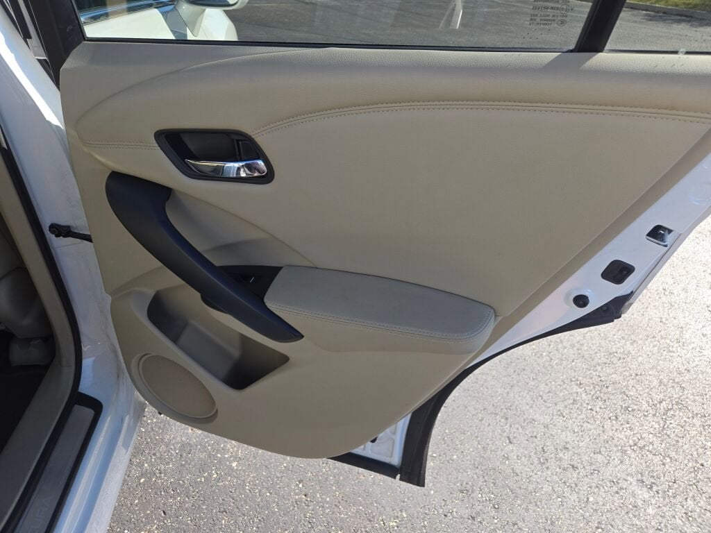 2016 ACURA RDX - Image 10