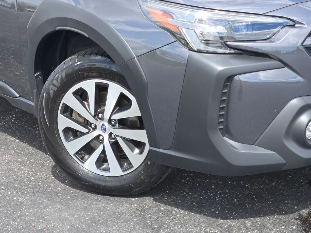 Used 2023 Subaru Outback Premium SUV