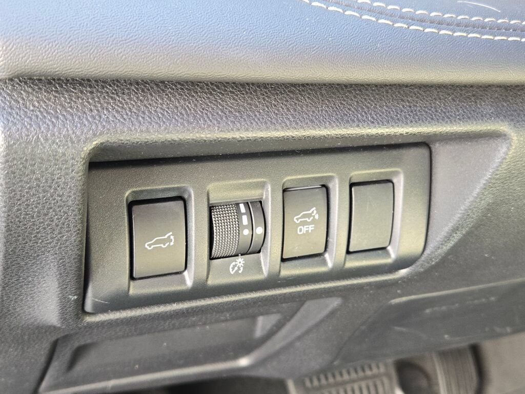 2020 Subaru Outback Limited - Photo 26