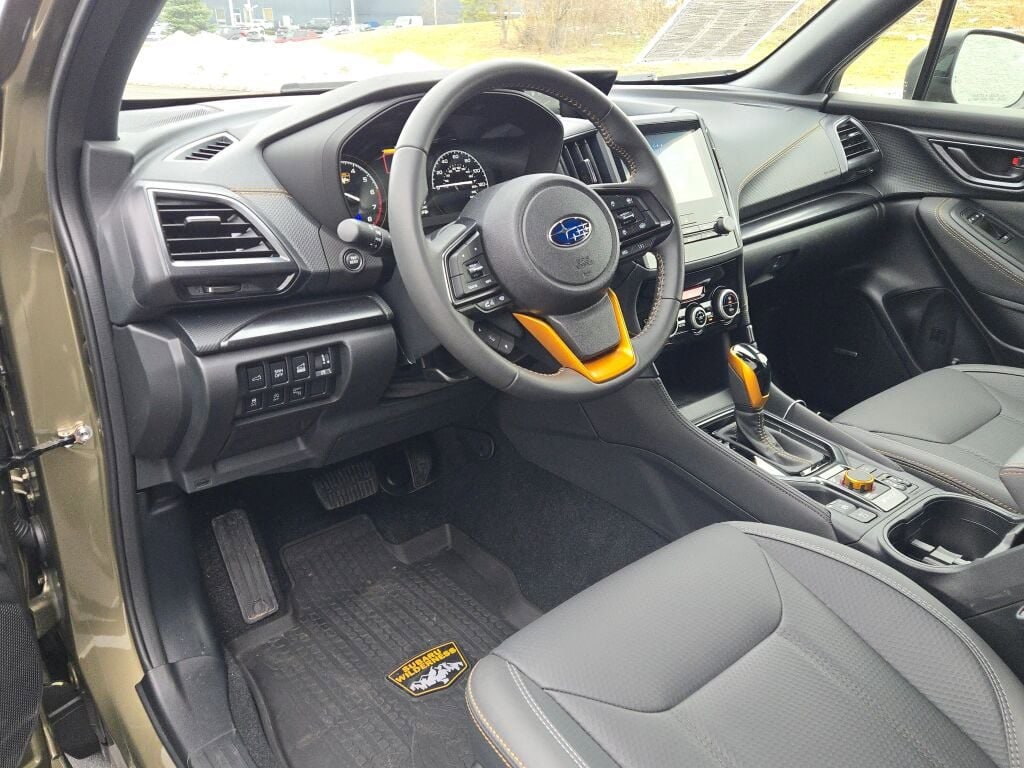 2025 SUBARU FORESTER - Image 20