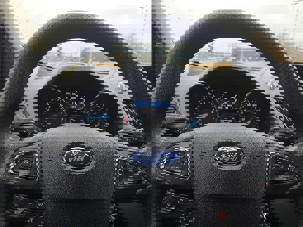 2017 FORD ESCAPE - Image 32