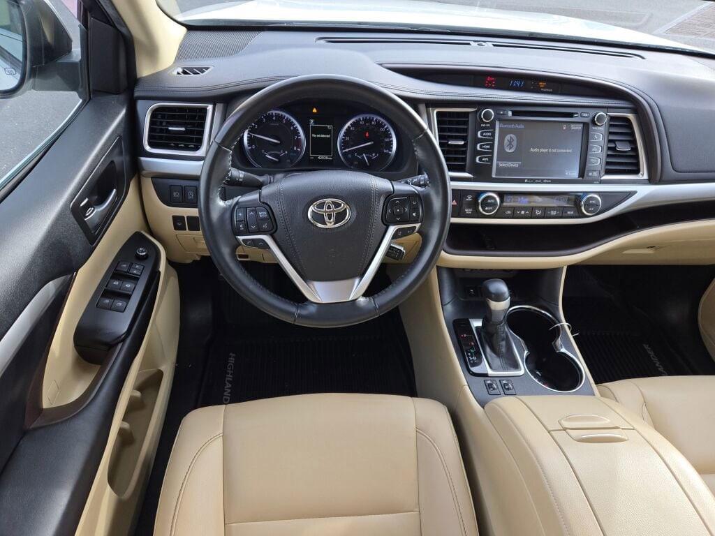 2019 TOYOTA HIGHLANDER - Image 20