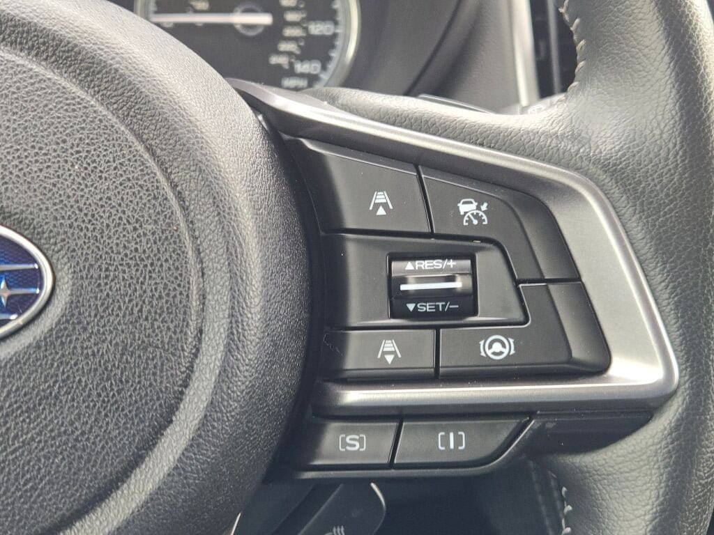 2023 SUBARU FORESTER - Image 32