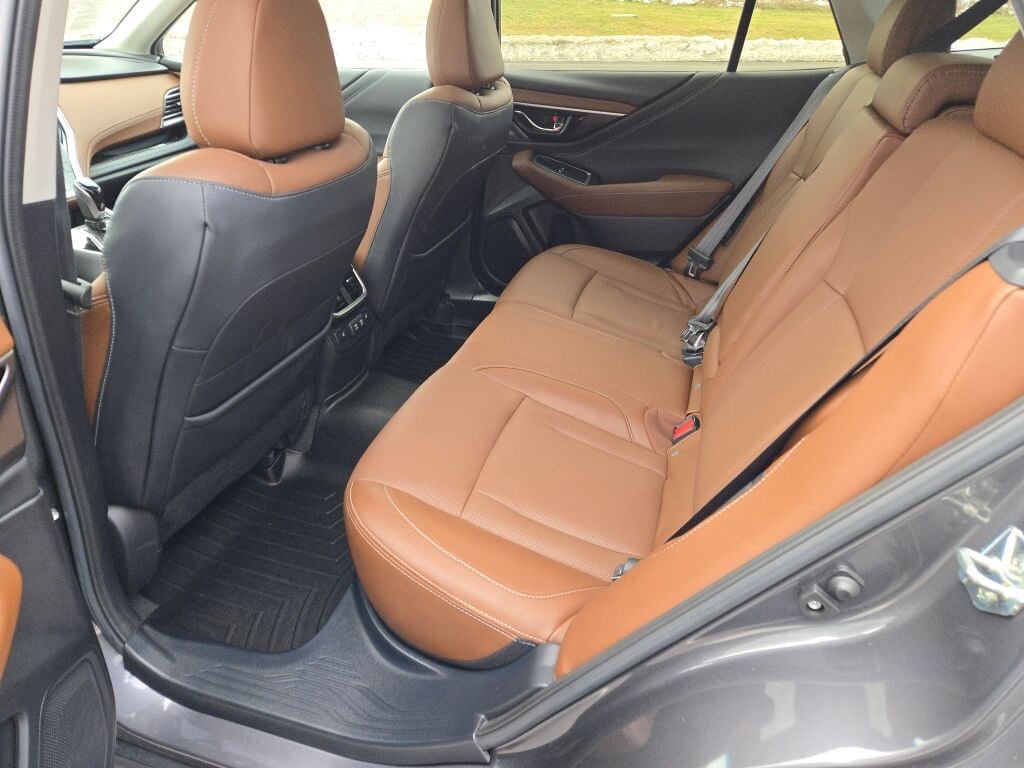 2021 SUBARU OUTBACK - Image 17