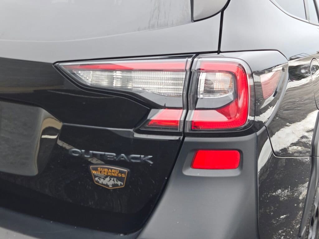 2022 SUBARU OUTBACK - Image 12