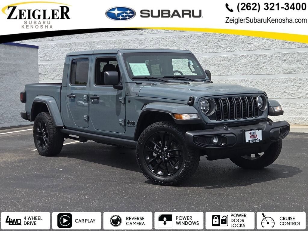 2025 Jeep Gladiator Nighthawk Auto's photo