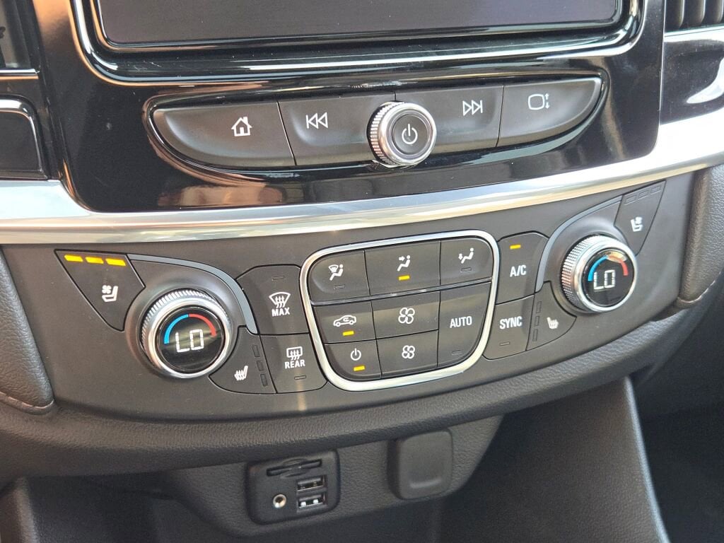 2023 CHEVROLET TRAVERSE - Image 32