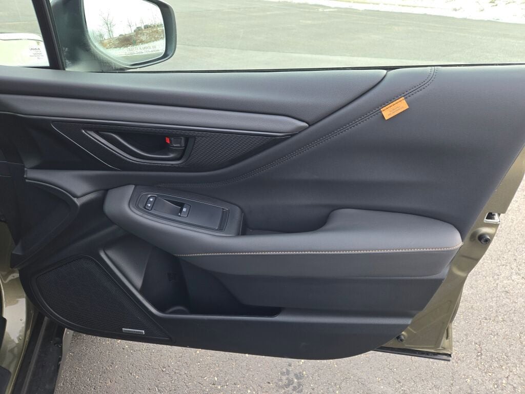 2025 SUBARU OUTBACK - Image 6