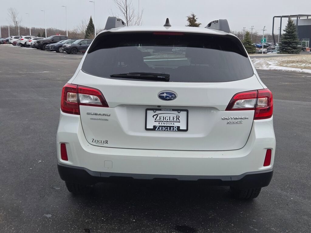 2017 SUBARU OUTBACK - Image 13