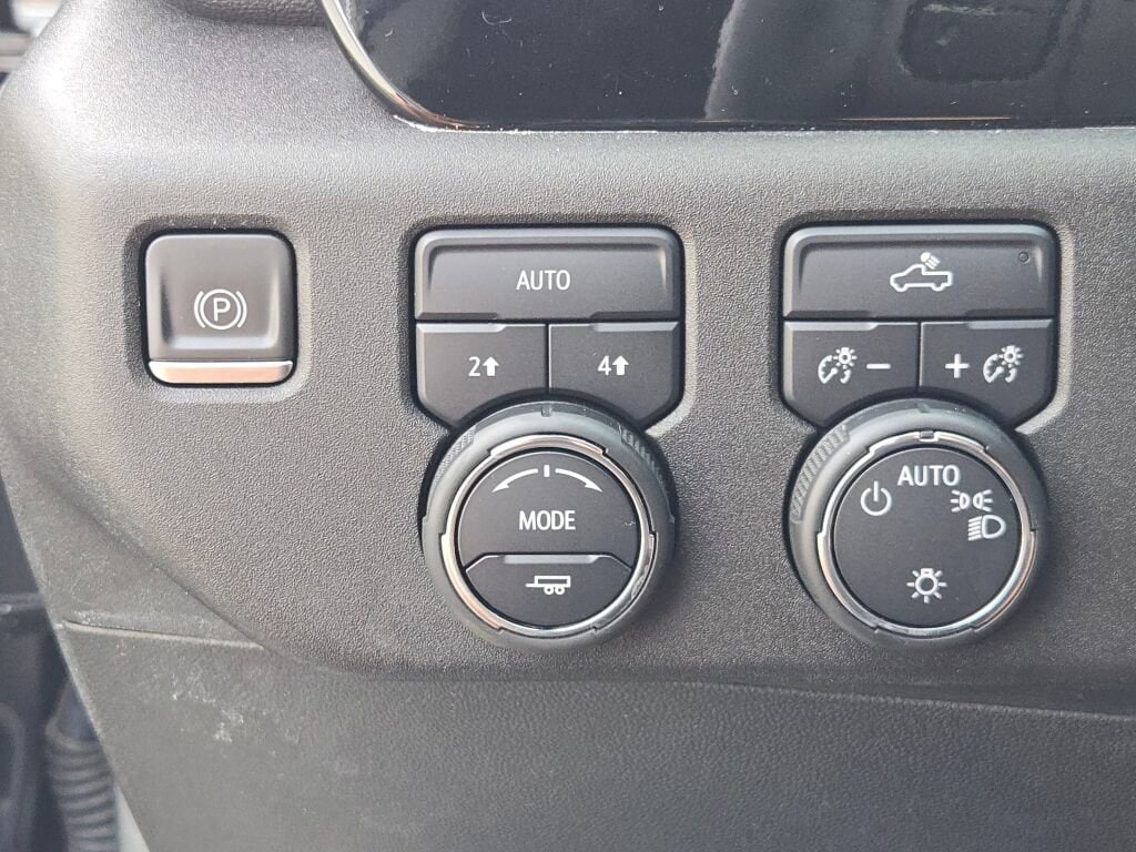 2023 Chevrolet Silverado 1500 LT - Photo 27