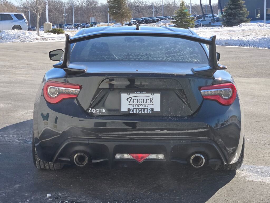 2017 TOYOTA 86 - Image 32