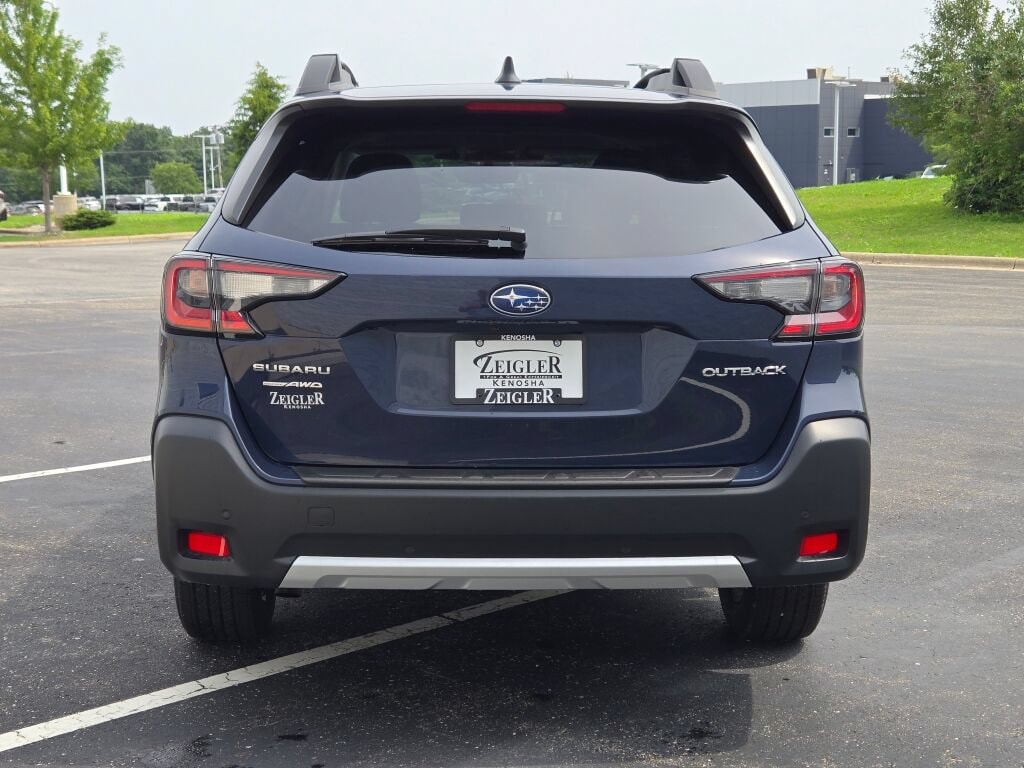 2025 Subaru Outback Limited - Photo 13