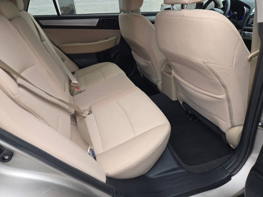 2019 SUBARU OUTBACK - Image 10