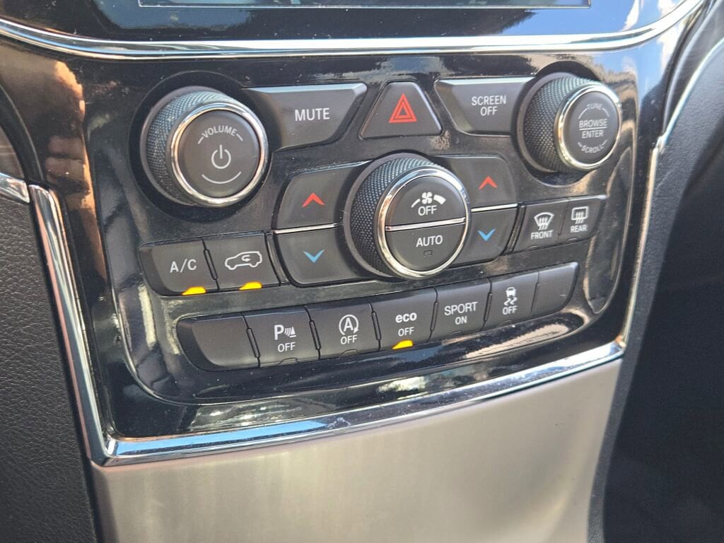 2020 JEEP GRAND CHEROKEE - Image 28