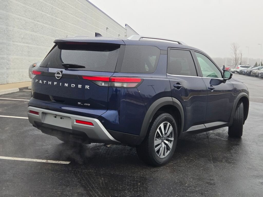 2025 NISSAN PATHFINDER - Image 11
