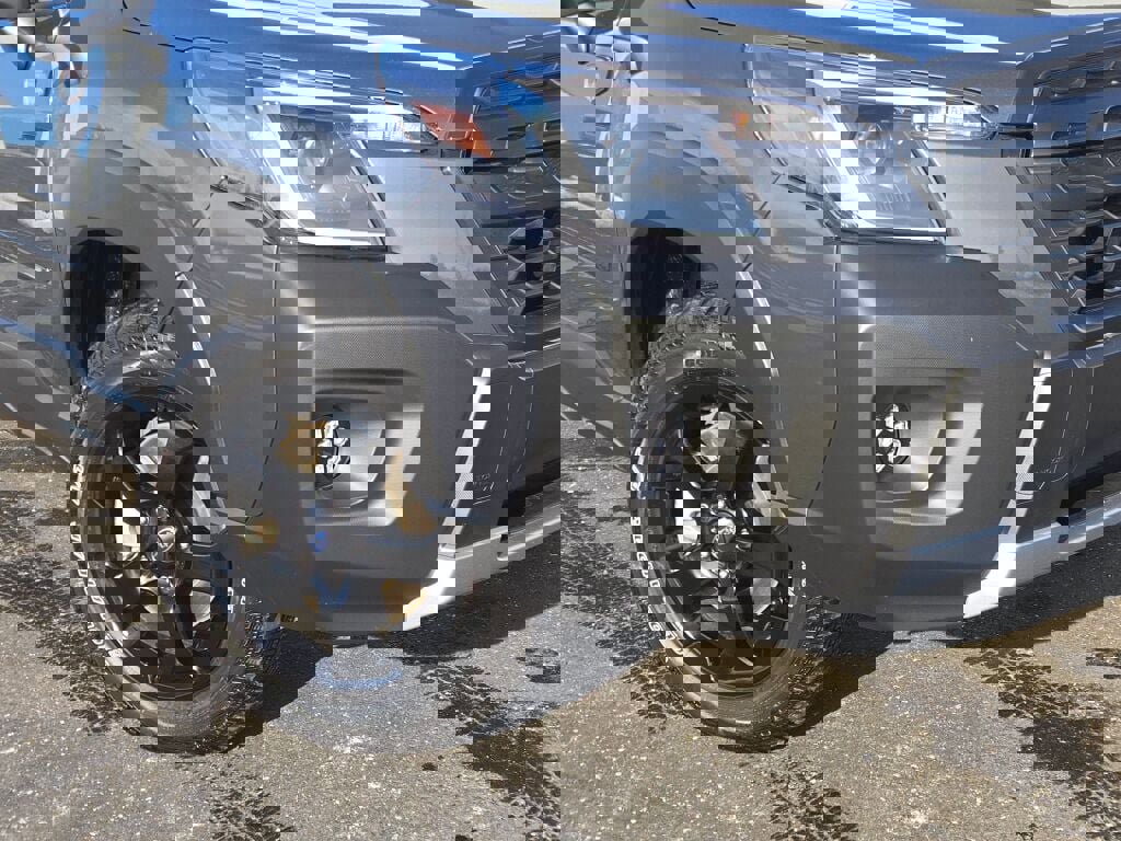 2025 SUBARU FORESTER - Image 3