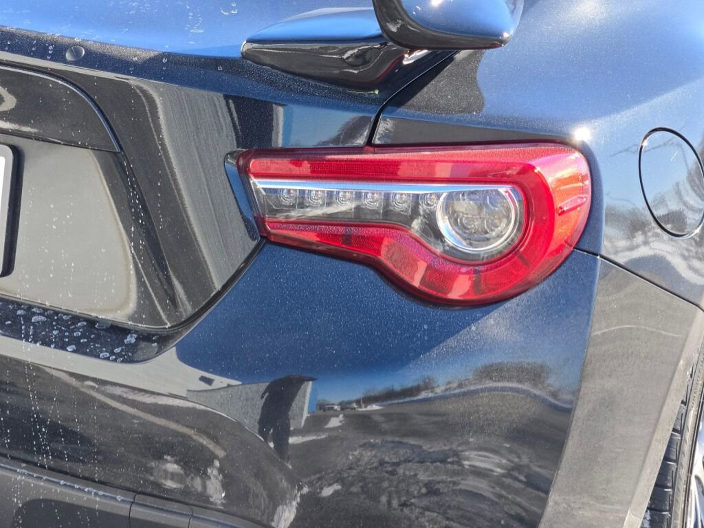 2017 TOYOTA 86 - Image 31