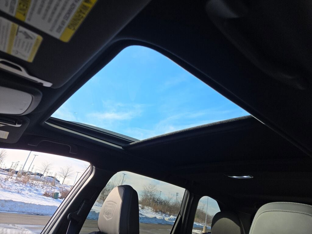 2025 SUBARU FORESTER - Image 25