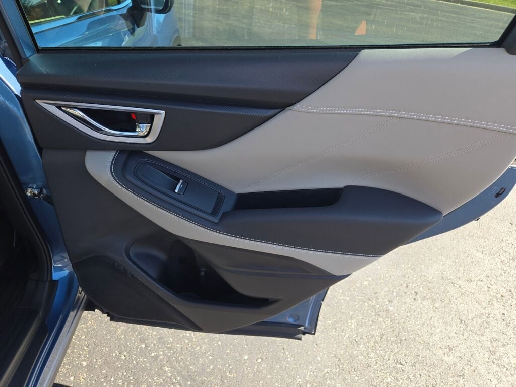 2023 SUBARU FORESTER - Image 8