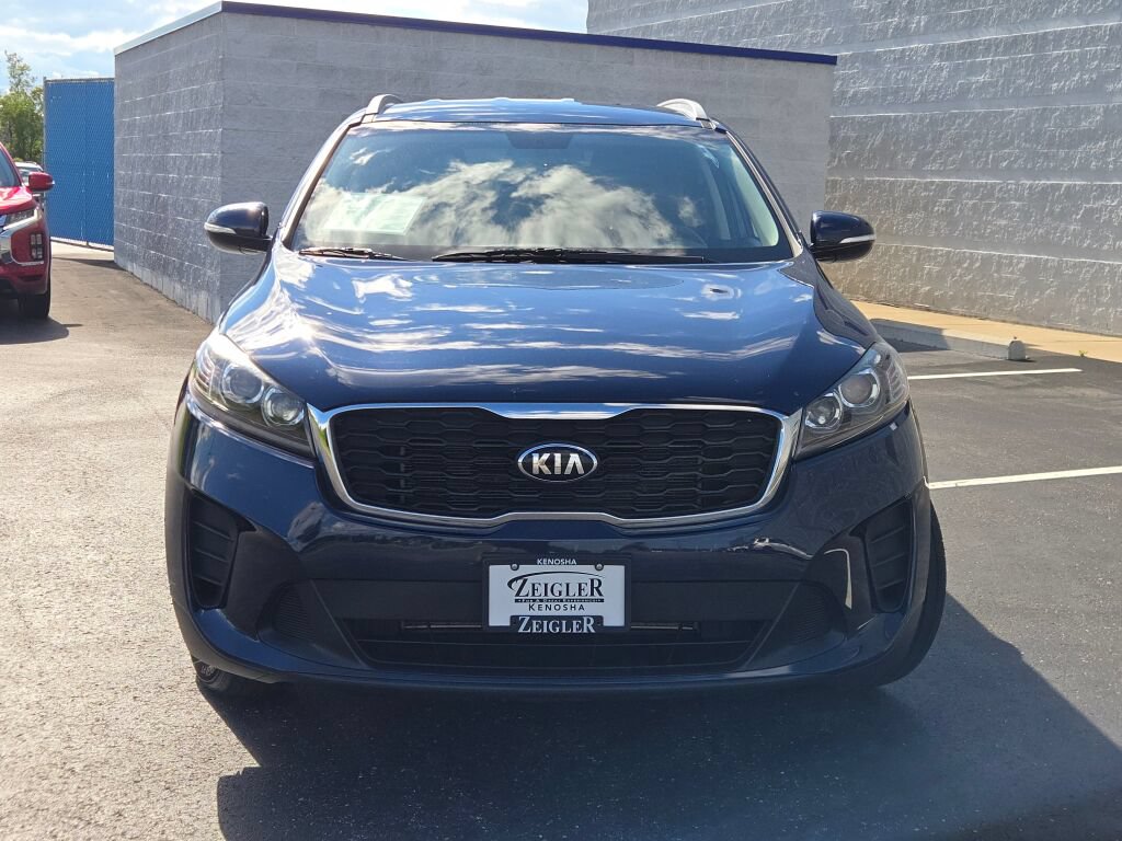 Used 2019 Kia Sorento LX with VIN 5XYPGDA3XKG433767 for sale in Kenosha, WI