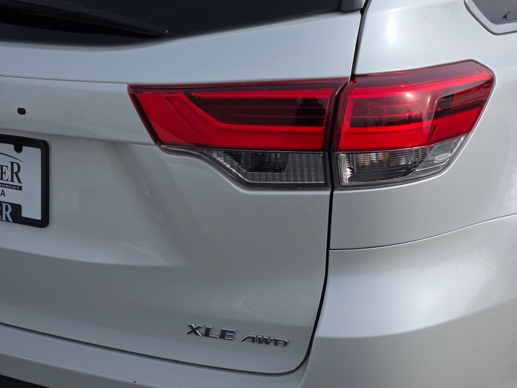 2019 TOYOTA HIGHLANDER - Image 14
