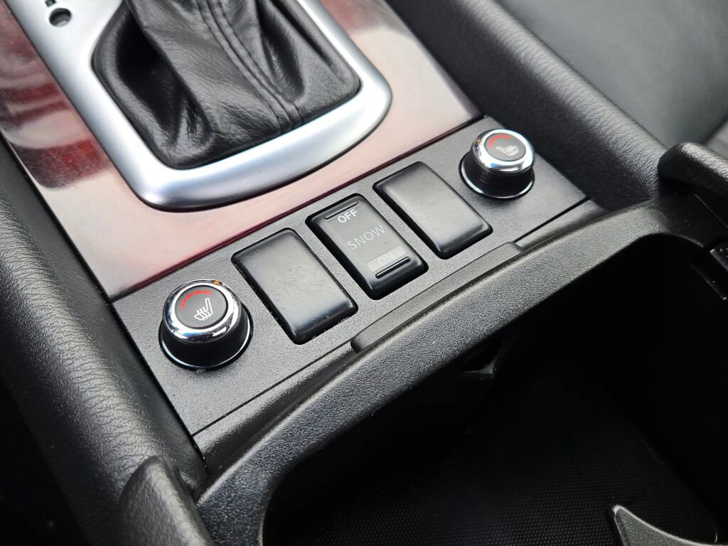 2017 INFINITI QX50 - Image 23