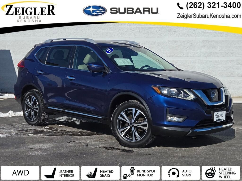 2017 NISSAN ROGUE - Image 1