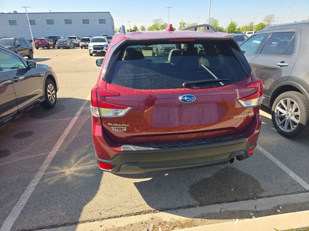 Used 2023 Subaru Forester Limited SUV