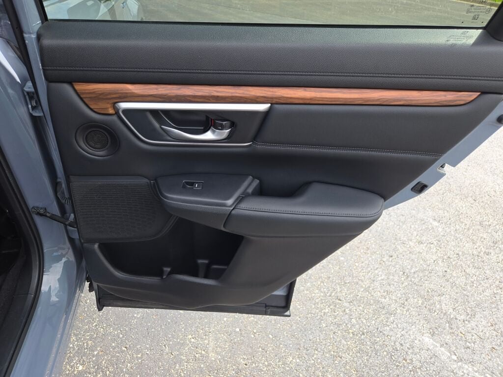 2021 Honda CR-V Touring - Photo 9