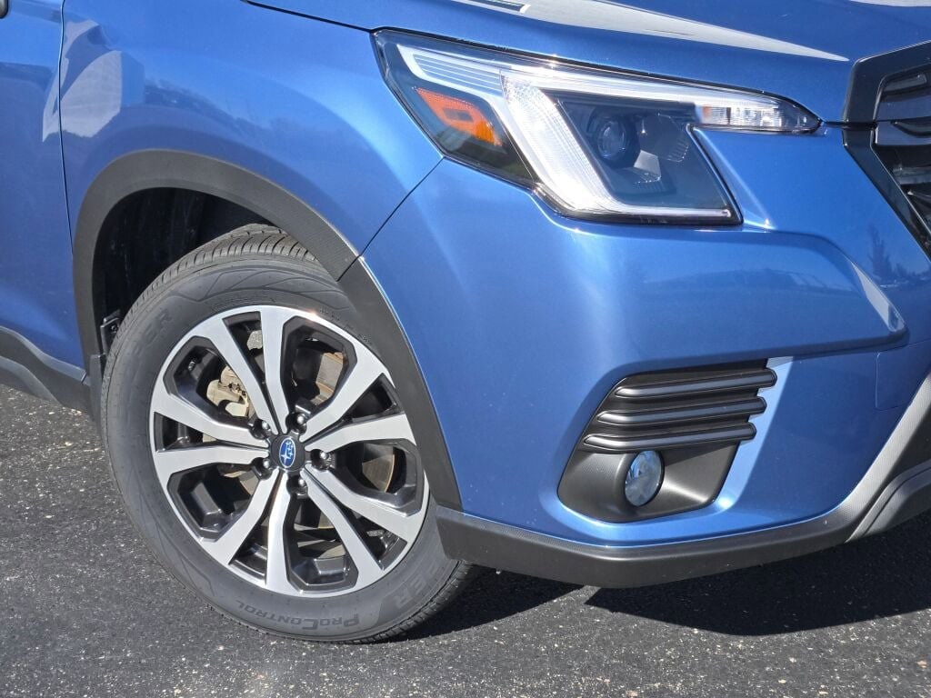 2023 SUBARU FORESTER - Image 3