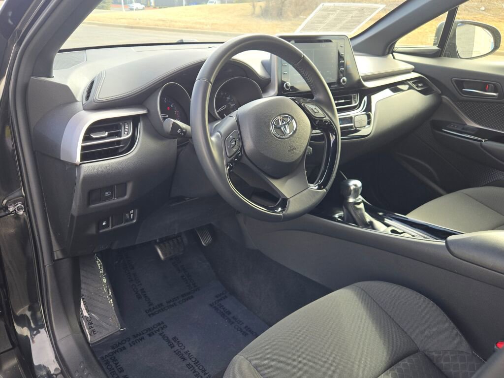 2021 TOYOTA C-HR - Image 21