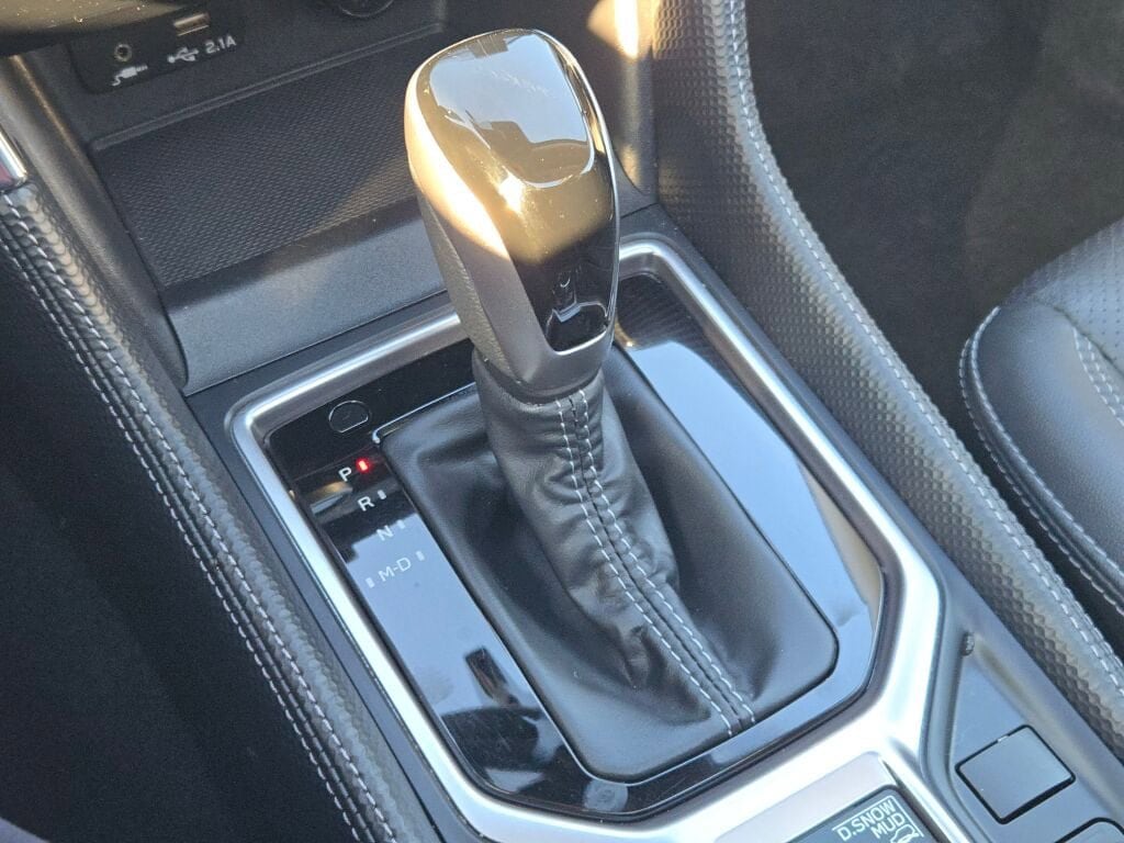 2023 SUBARU FORESTER - Image 29