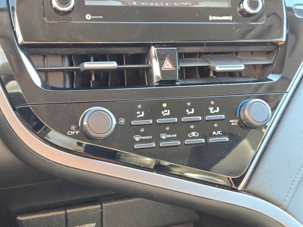 2021 TOYOTA CAMRY - Image 24