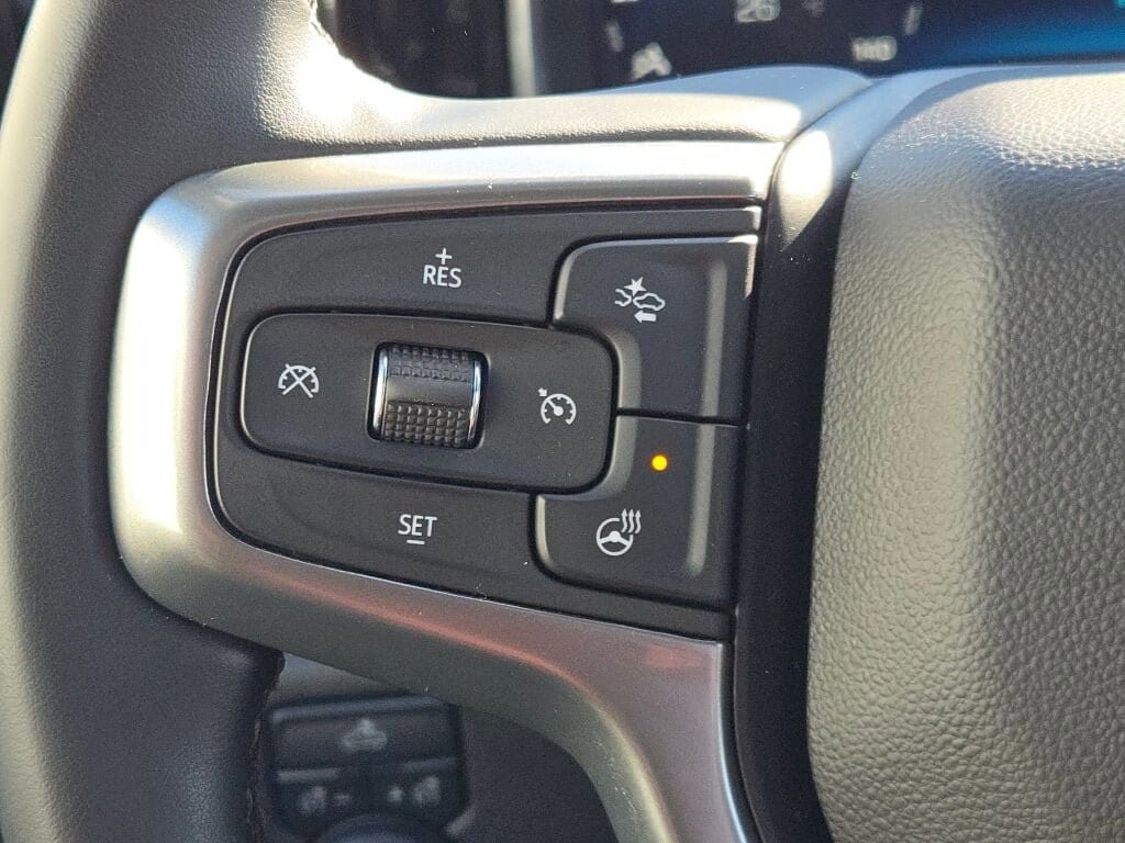 2023 CHEVROLET SILVERADO - Image 26